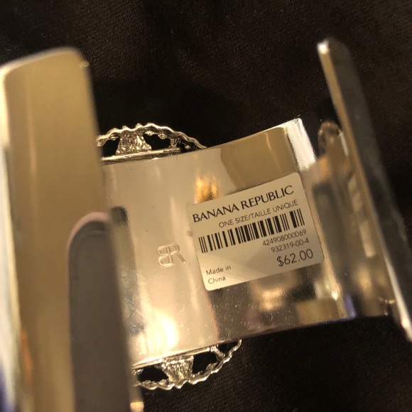 NWT banana republic cuff - Picture 7 of 8